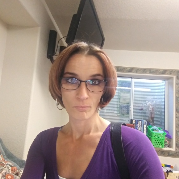 Meet your Posher, Jolene - Picture 4 of 4